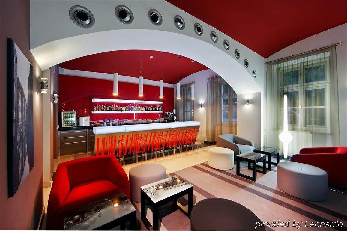 Red & Blue Design Hotel Praag